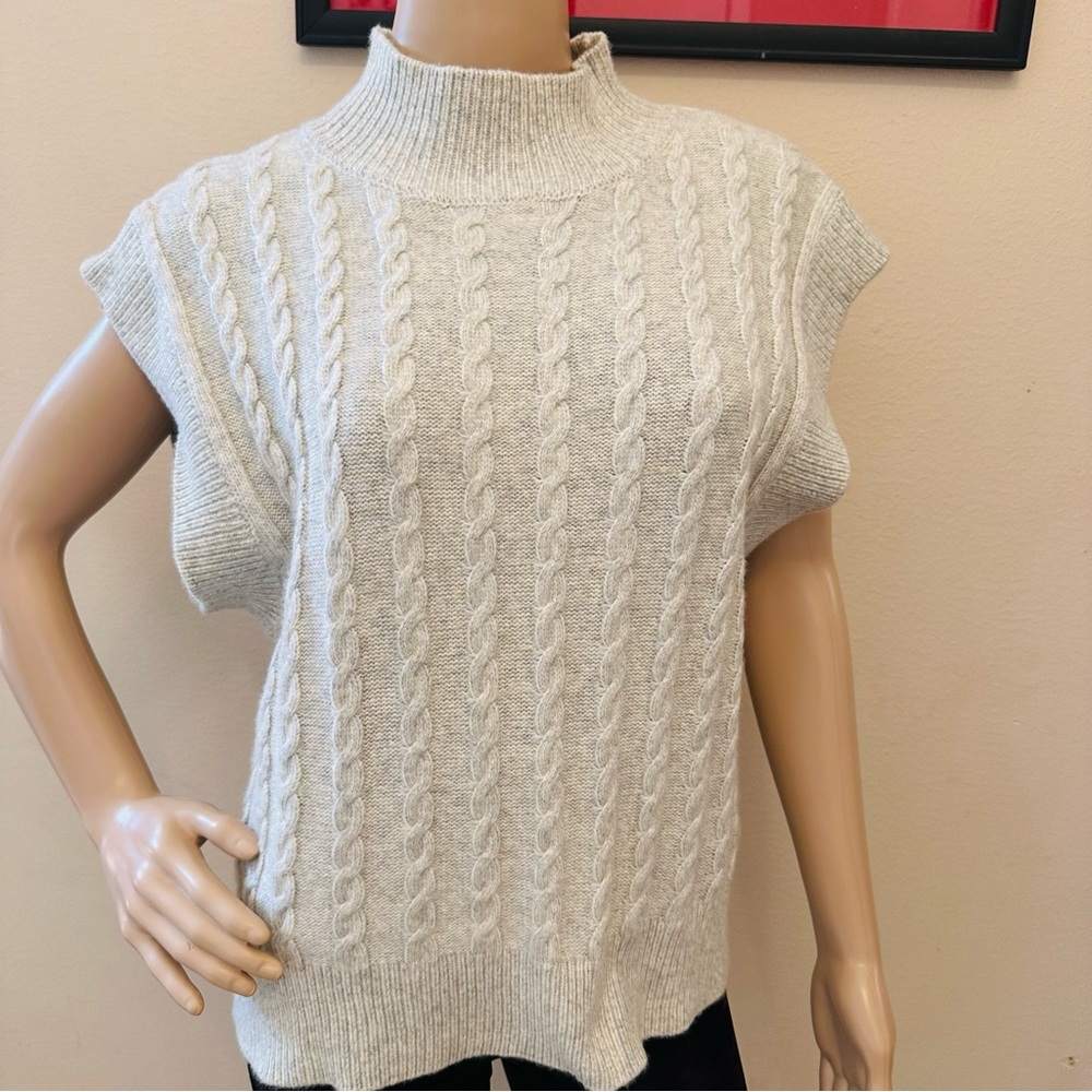 cupcakes & cashmere Cream Cable Knit Turtleneck Sweater